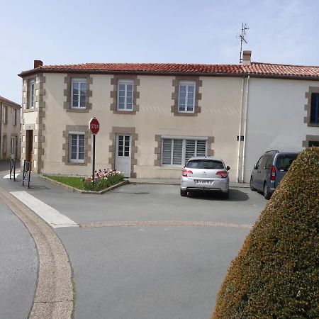 Gite De La Fontaine Marsi Saint-Mars-la-Réorthe Buitenkant foto