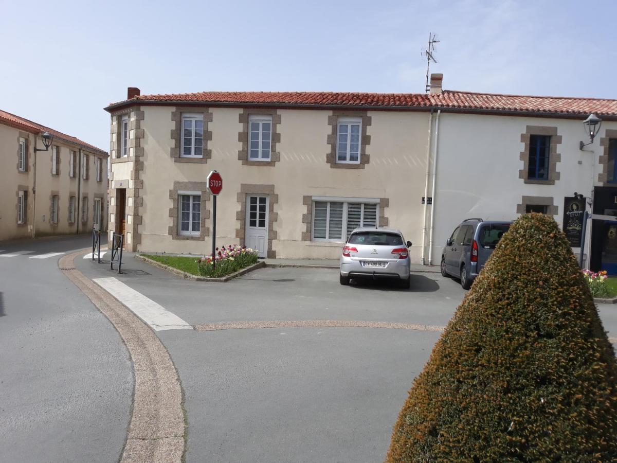 Gite De La Fontaine Marsi Saint-Mars-la-Réorthe Buitenkant foto